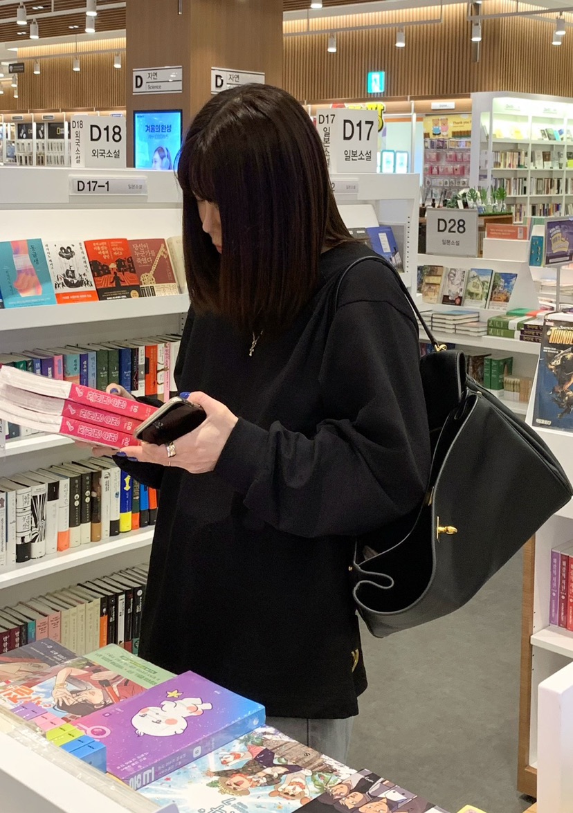 COURGETTE韓國㊣直郵東大門代購女裝新品25春夏推薦時尚衛衣COURGETTE衛衣