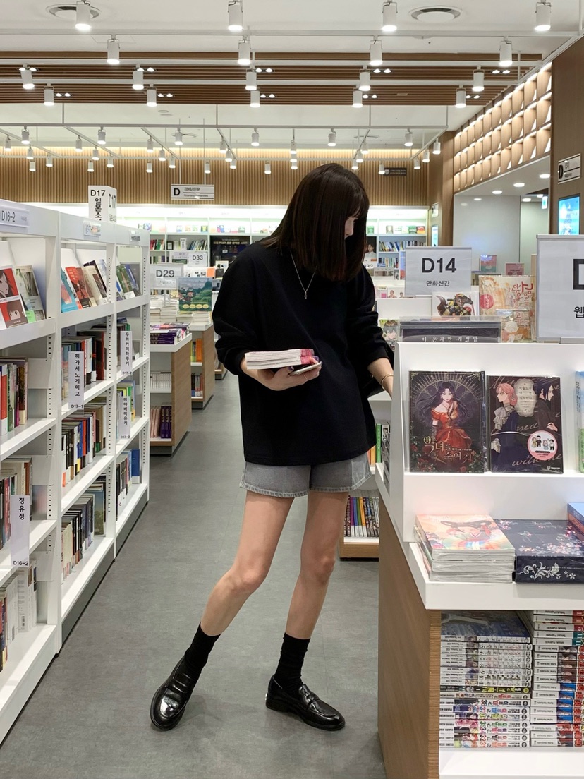 COURGETTE韓國㊣直郵東大門代購女裝新品25春夏推薦時尚衛衣COURGETTE衛衣