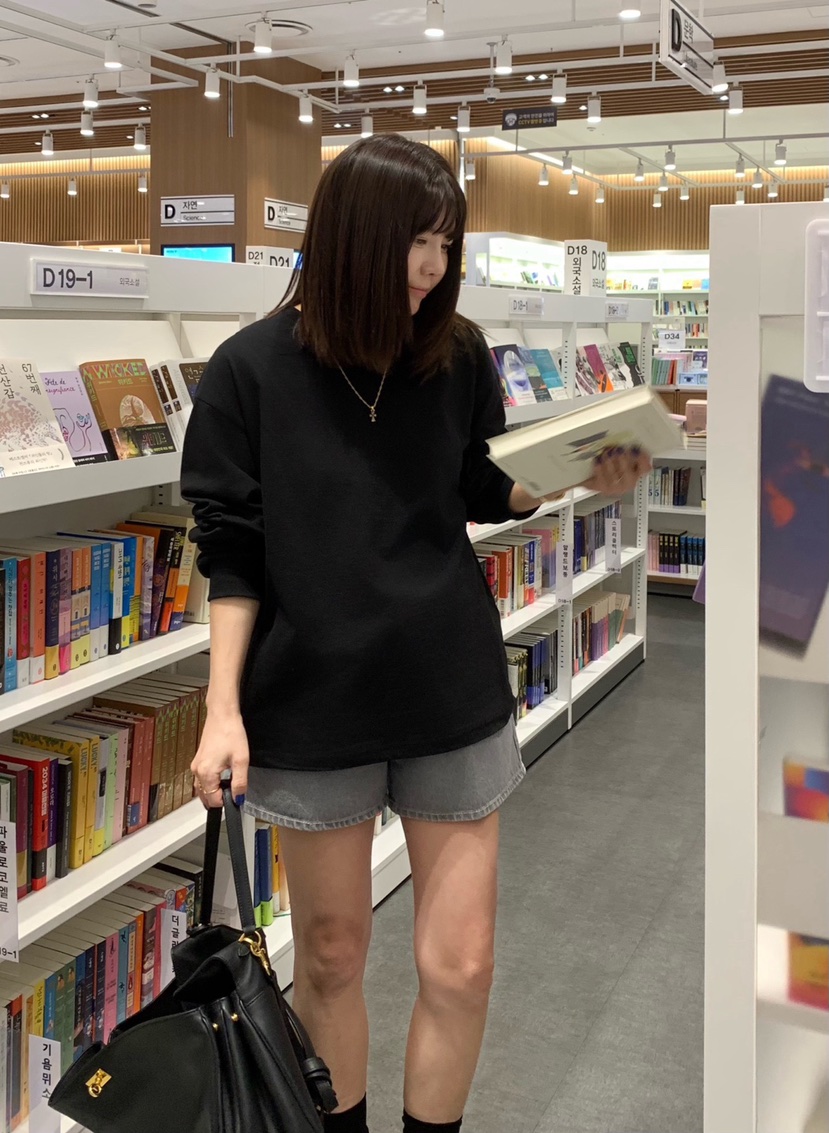 COURGETTE韓國㊣直郵東大門代購女裝新品25春夏推薦時尚衛衣COURGETTE衛衣