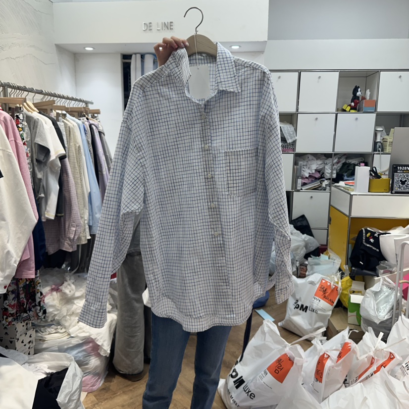 DE LINE韓國直郵㊣女裝新款人氣25春夏熱賣襯衫蕾絲衫格紋DE LINE襯衫/蕾絲衫圖色2