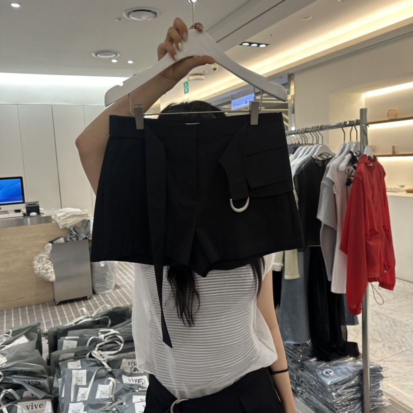 VIVE直郵韓國代購㊣女裝新款時尚人氣休閑25春夏短褲含腰帶VIVE短褲圖色2