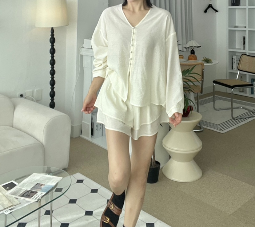 VERNI韓國㊣直郵東大門代購女裝新品時尚推薦襯衫蕾絲衫格紋VERNI襯衫/蕾絲衫