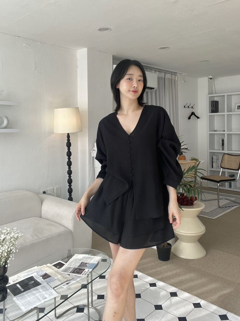 VERNI韓國㊣直郵東大門代購女裝新品時尚推薦襯衫蕾絲衫格紋VERNI襯衫/蕾絲衫