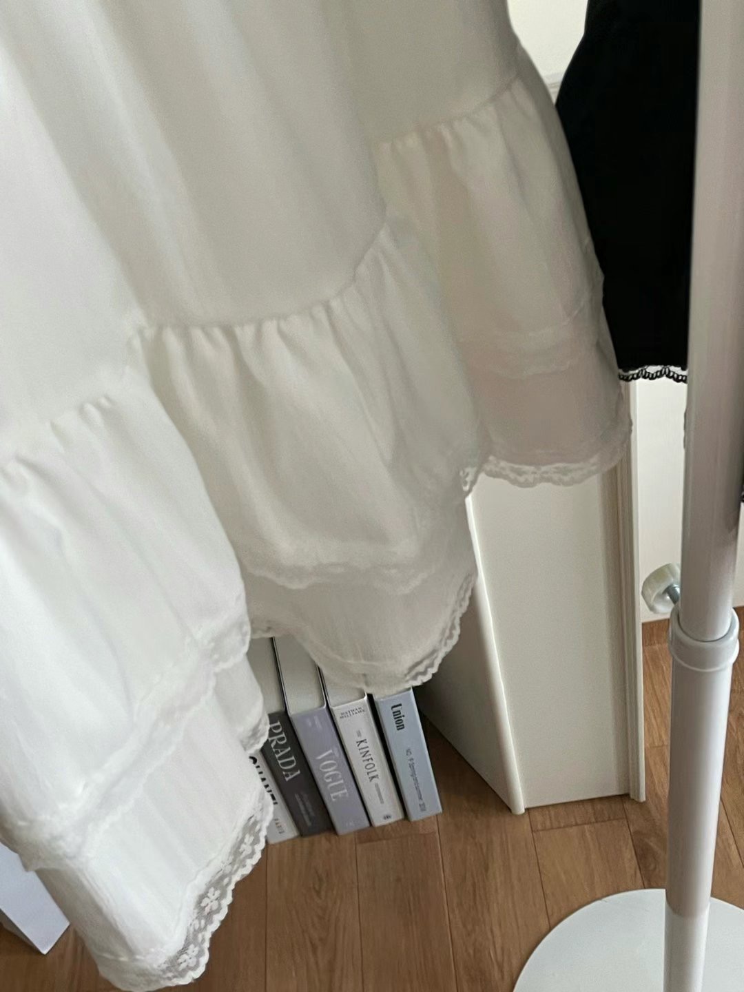 JGREY韓國直郵㊣女裝新品推薦時尚休閑25春夏熱賣人氣短裙JGREY短裙
