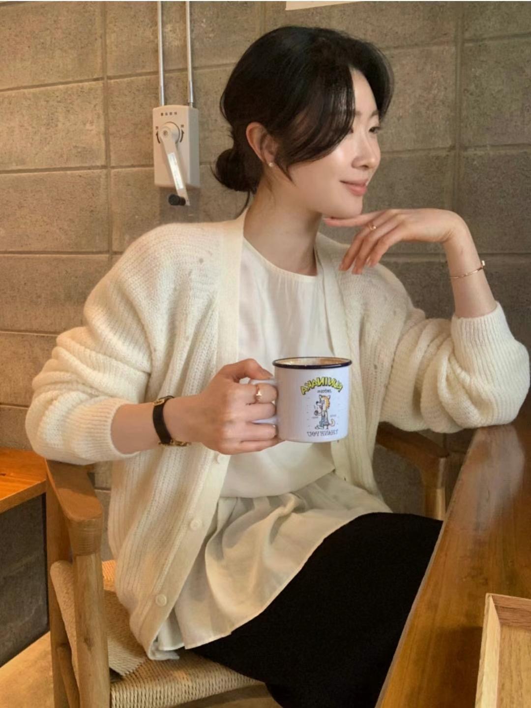 ASKMEAQUESTION韓國㊣直郵東大門代購女裝新品人氣針織衫馬海毛插肩ASKMEAQUESTION針織衫圖色3