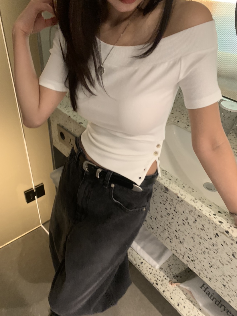 BADCALM韓國㊣直郵東大門代購女裝新款人氣熱賣25春夏時尚T恤BADCALMT恤