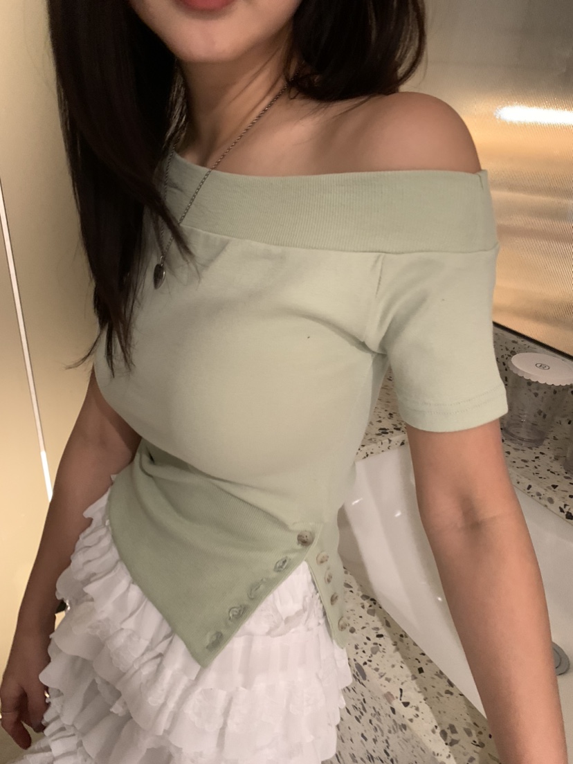 BADCALM韓國㊣直郵東大門代購女裝新款人氣熱賣25春夏時尚T恤BADCALMT恤圖色2