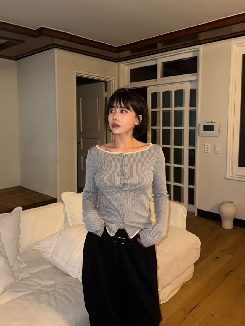 AWESOMESAUCE韓國直郵㊣東大門實拍女裝新款熱賣推薦長袖T恤AWESOME SAUCE長袖T恤