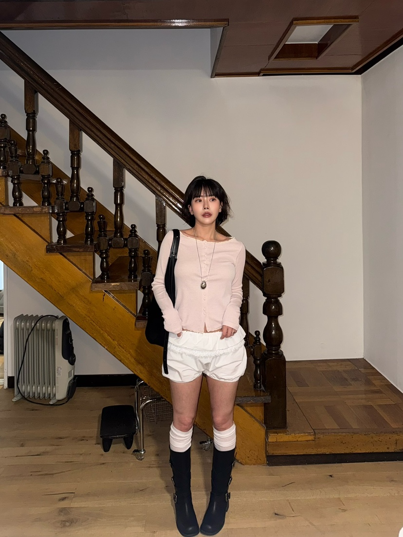 AWESOMESAUCE韓國直郵㊣東大門實拍女裝新款熱賣推薦長袖T恤AWESOME SAUCE長袖T恤