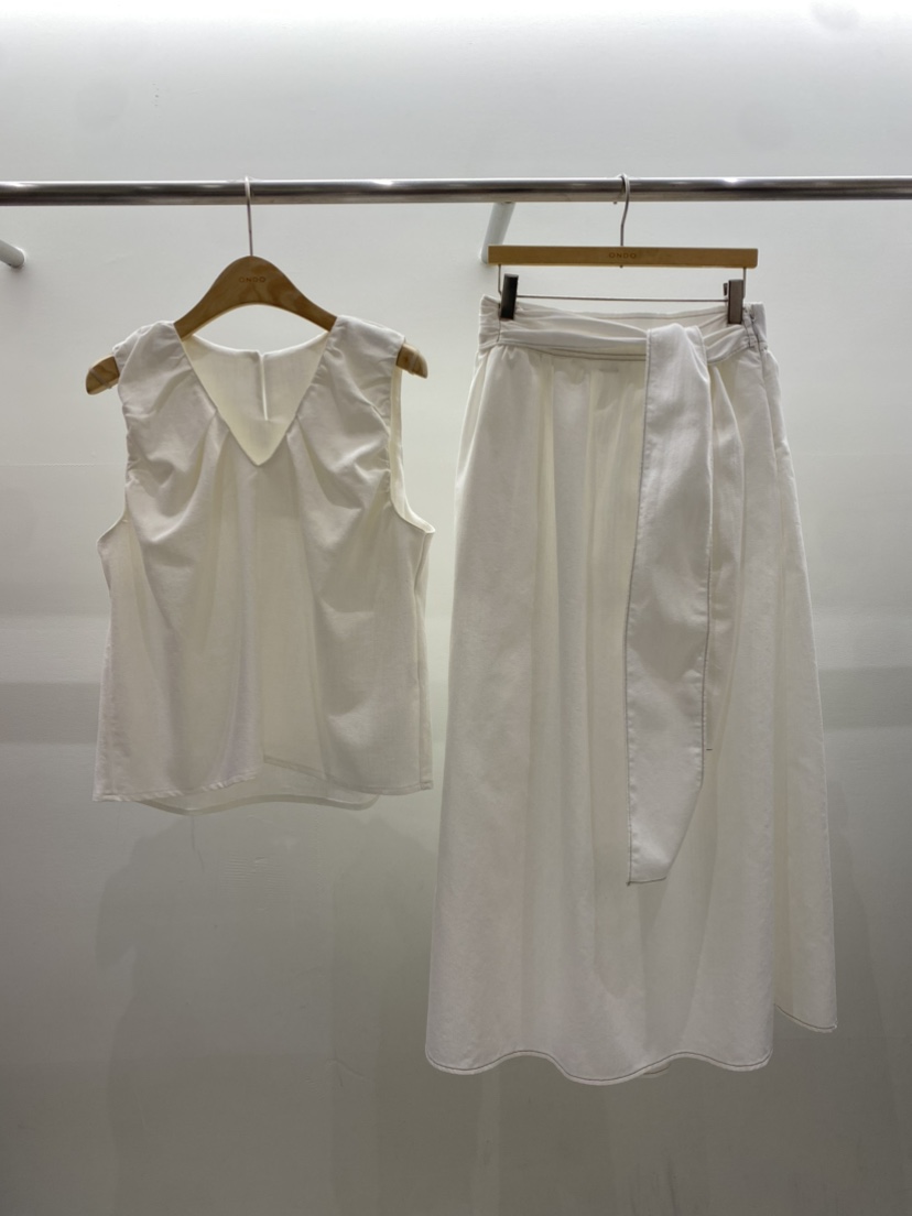 ONDO-P韓國㊣直郵東大門代購女裝新品人氣25春夏吊帶背心褶皺ONDO-P吊帶/背心