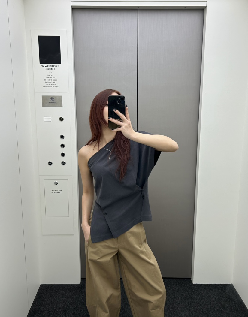 OVER NEAP直郵韓國代購㊣女裝新品熱賣時尚人氣25春夏推薦T恤OVER NEART恤