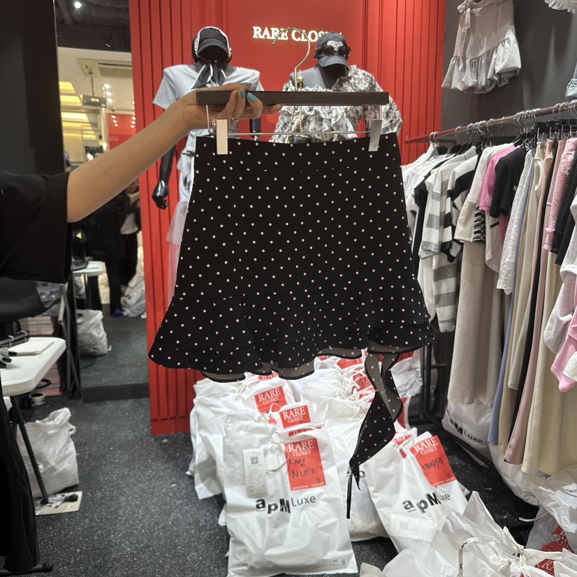 RARE CLOSET韓國㊣直郵東大門代購女裝新品人氣推薦熱賣短裙RARE CLOSET短裙圖色2