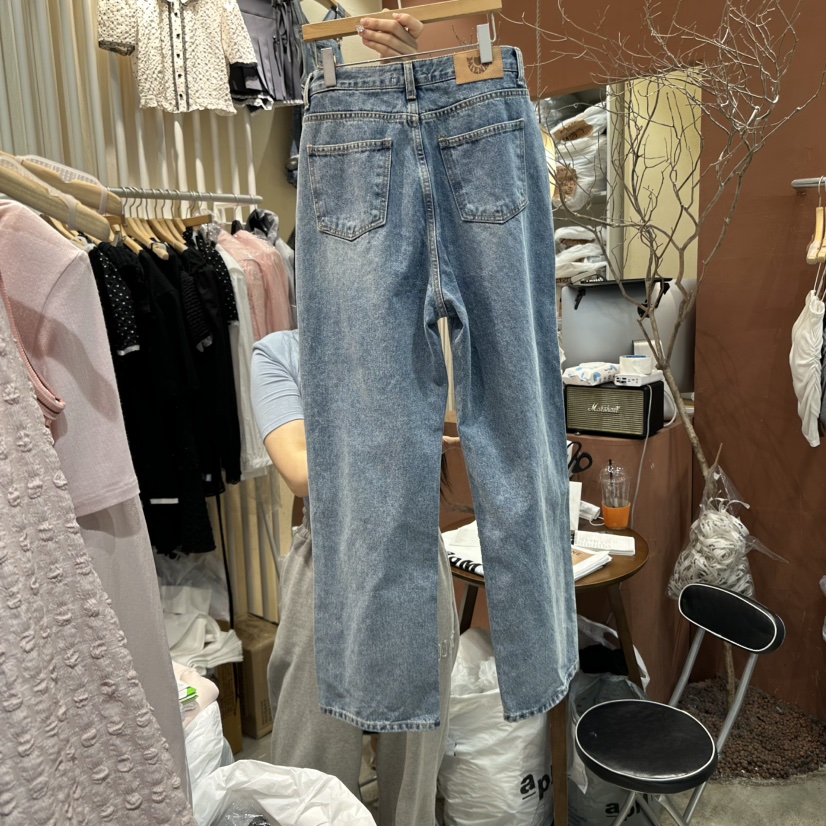 MIENNE韓國直郵㊣東大門實拍女裝新款熱賣時尚推薦牛仔褲破洞MIENNE牛仔褲