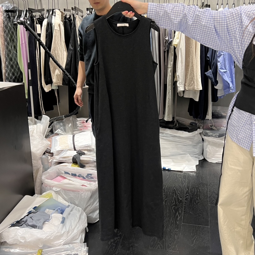 TUG韓國直郵㊣女裝新品推薦25春夏休閑人氣時尚熱賣連衣裙TUG連衣裙圖色1