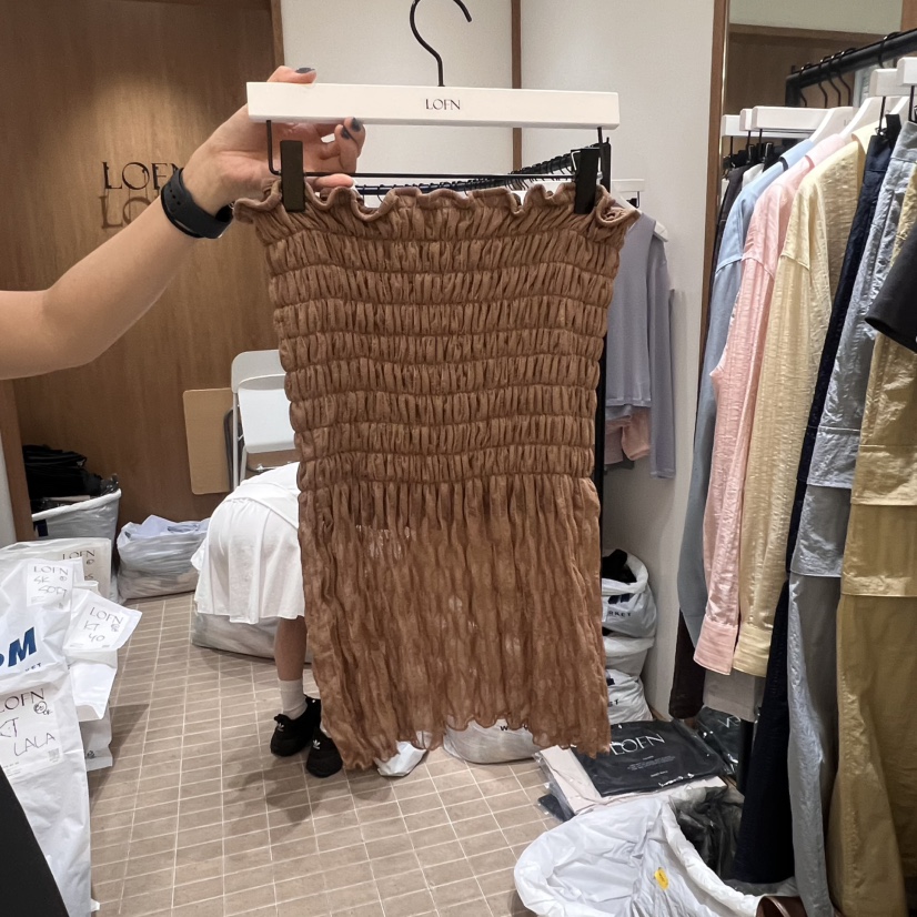 LOFN直郵韓國代購㊣女裝新款人氣25春夏熱賣時尚推薦連衣裙LOFN連衣裙圖色2