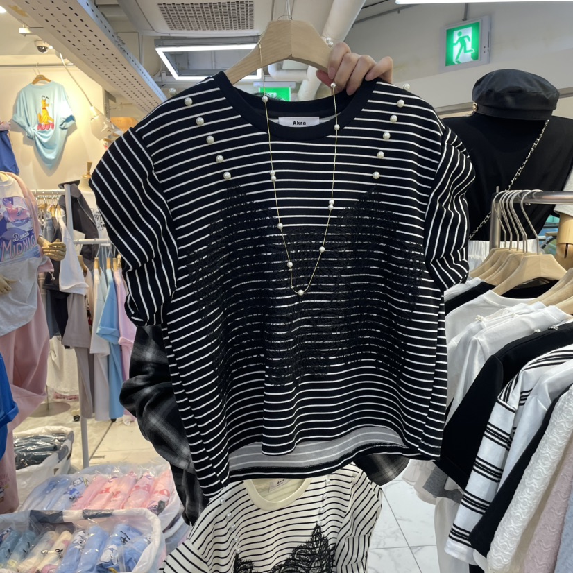 AKRA BY ART韓國直郵㊣東大門實拍女裝新品推薦T恤泡泡袖蕾絲AKRA BY ARTT恤圖色2
