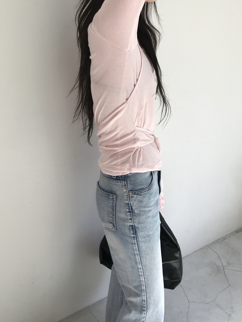 ESCHER韓國直郵㊣東大門實拍女裝新款時尚人氣推薦襯衫蕾絲衫ESCHER襯衫/蕾絲衫