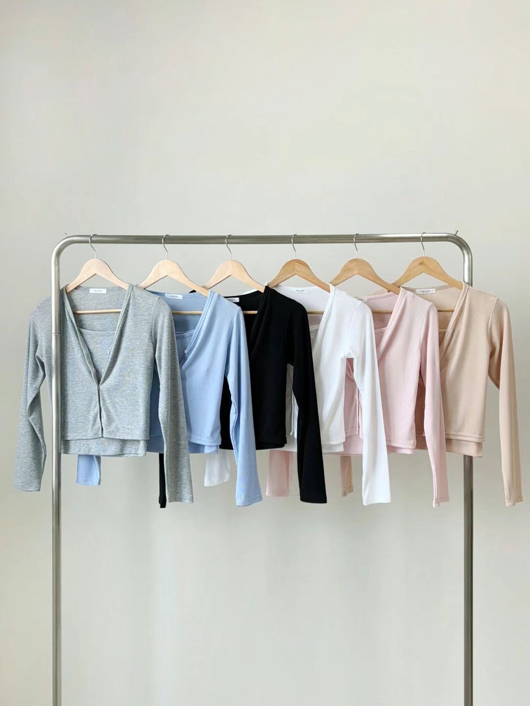 QUEENS MADE韓國直郵㊣東大門實拍女裝新品25春夏套裝可愛的開衫QUEENS MADE套裝圖色2左二色