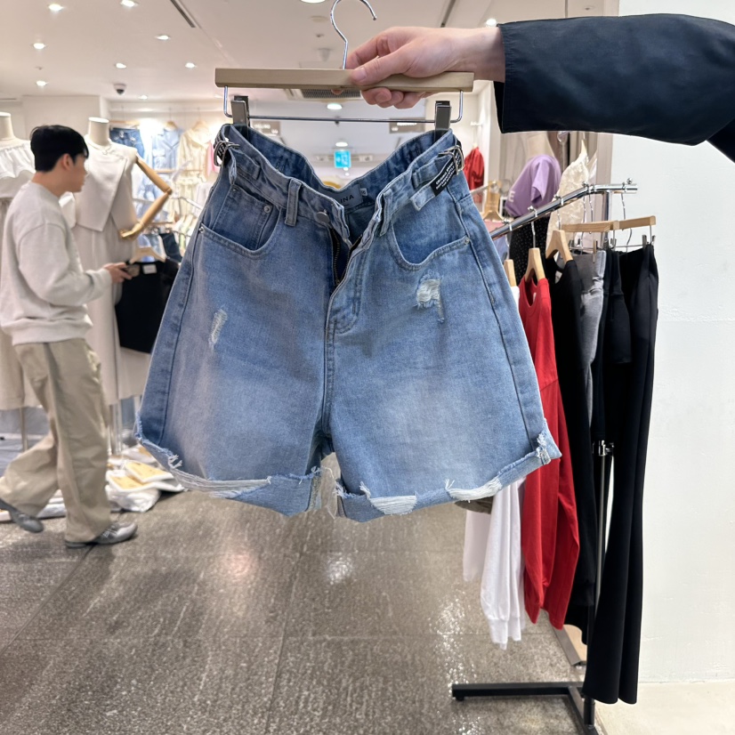CELINA韓國直郵㊣東大門實拍女裝新款推薦時尚熱賣25春夏短褲CELI_NA短褲圖色2