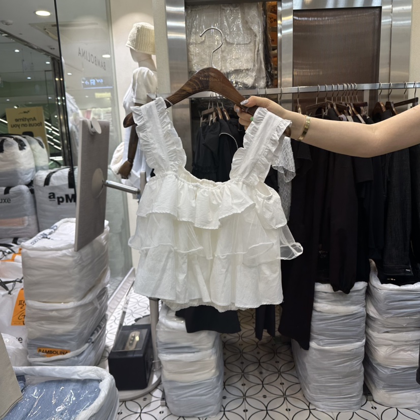 BAMBOLINA韓國直郵㊣東大門實拍女裝新品熱賣推薦時尚吊帶背心BAMBOLINA吊帶/背心圖色2