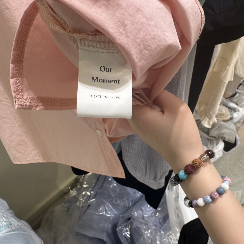 OURMOMENT韓國㊣直郵東大門代購女裝新品人氣熱賣襯衫蕾絲衫OURMOMENT襯衫/蕾絲衫