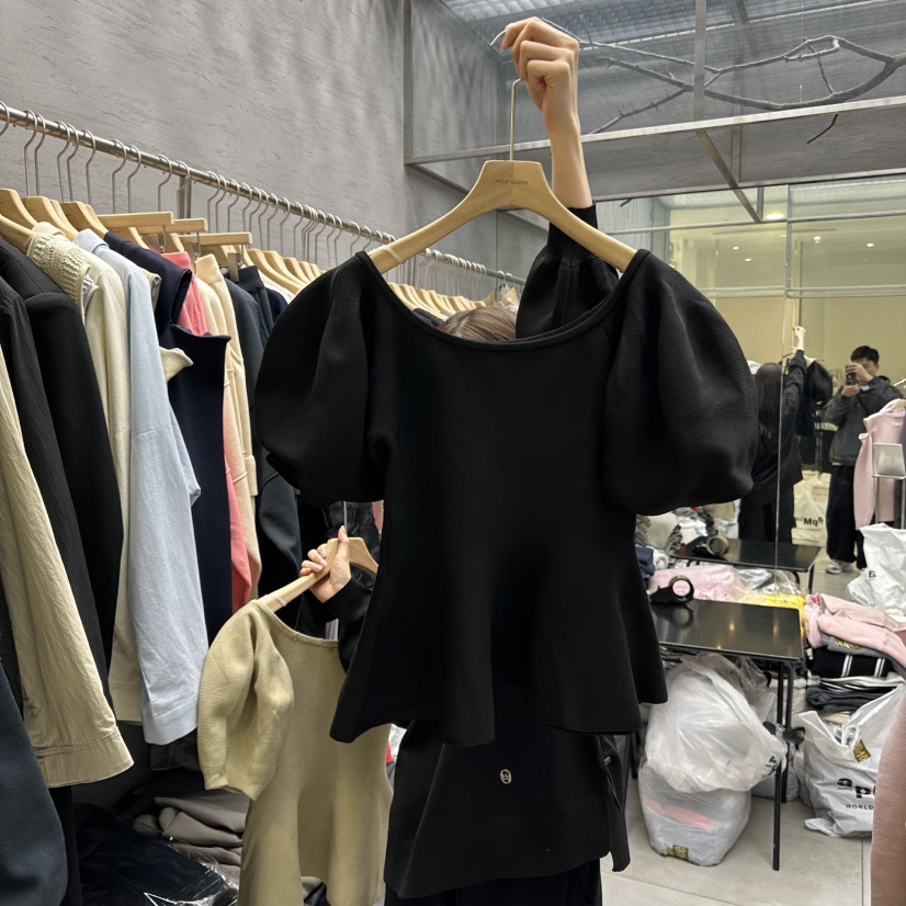 UOOV韓國直郵㊣女裝新款時尚人氣推薦休閑熱賣25春夏針織衫喇叭UOOV針織衫圖色2