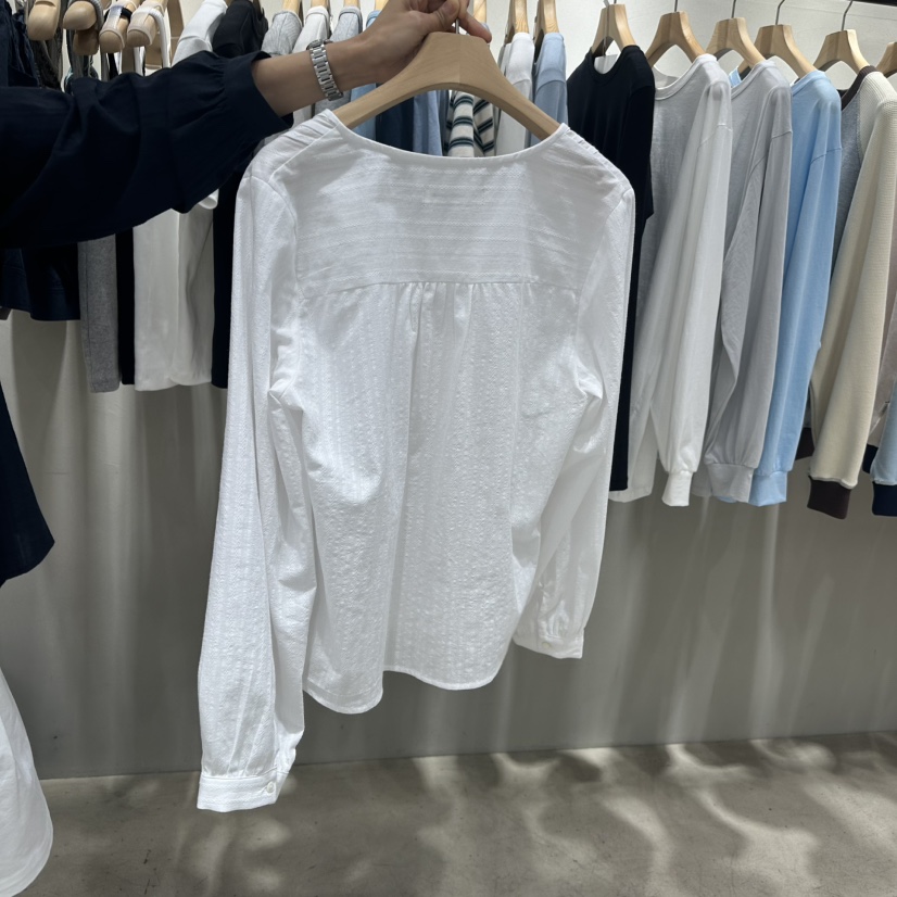 BOUTIQUE SEOUL-P韓國直郵㊣女裝新品25春夏休閑襯衫蕾絲衫But ton/BOUTIQUE SEOUL襯衫/蕾絲衫