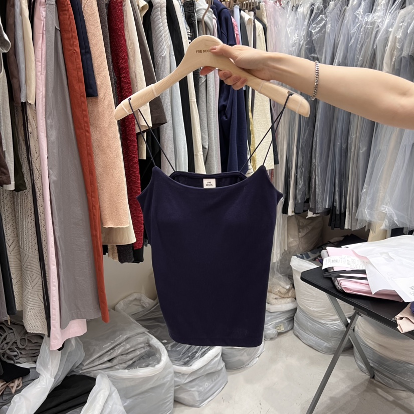 FRE直郵韓國代購㊣女裝新款25春夏時尚休閑熱賣推薦吊帶背心FRE吊帶/背心