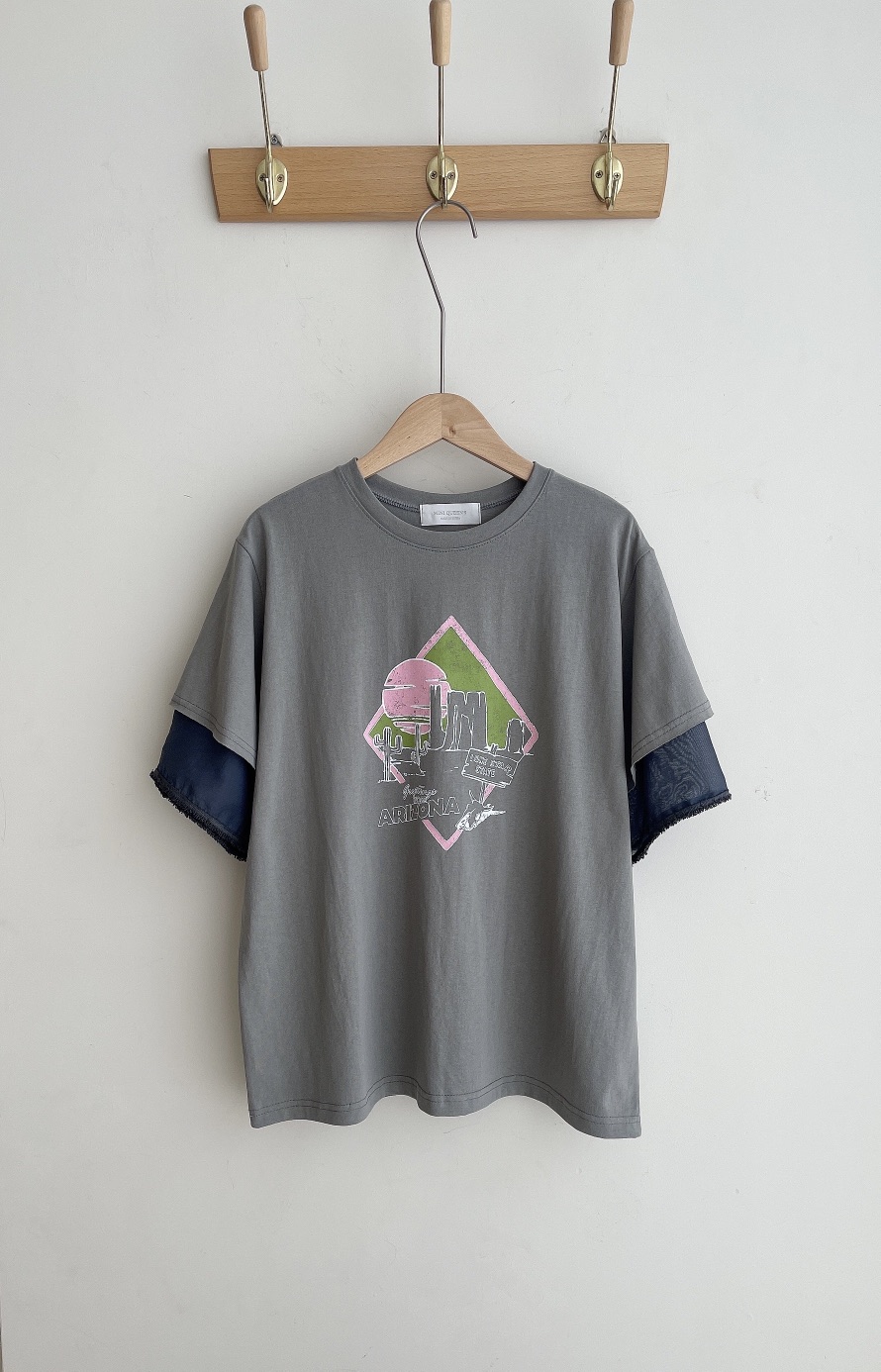 MINIQUEENS韓國㊣直郵東大門代購女裝新品推薦時尚熱賣25春夏T恤MINIQUEENST恤圖色2