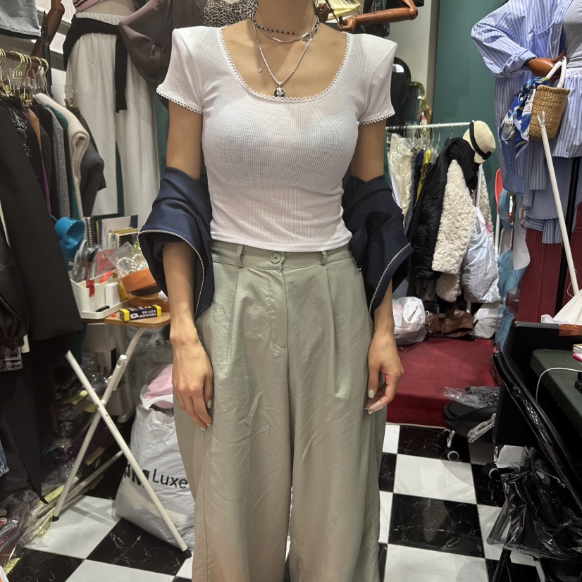 3COLOR韓國直郵㊣東大門實拍女裝新品熱賣T恤Three colorT恤