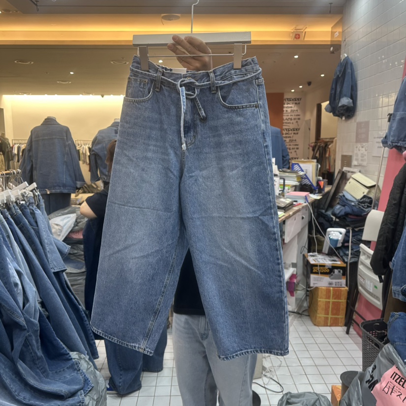 ITZEL韓國㊣直郵東大門代購女裝新款熱賣時尚休閑牛仔褲含腰繩ITZEL牛仔褲