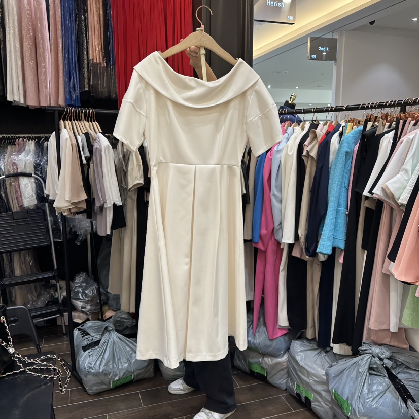 HERISH-HAUTE韓國直郵㊣東大門實拍女裝新品時尚連衣裙含腰帶HERISH-HAUTE連衣裙