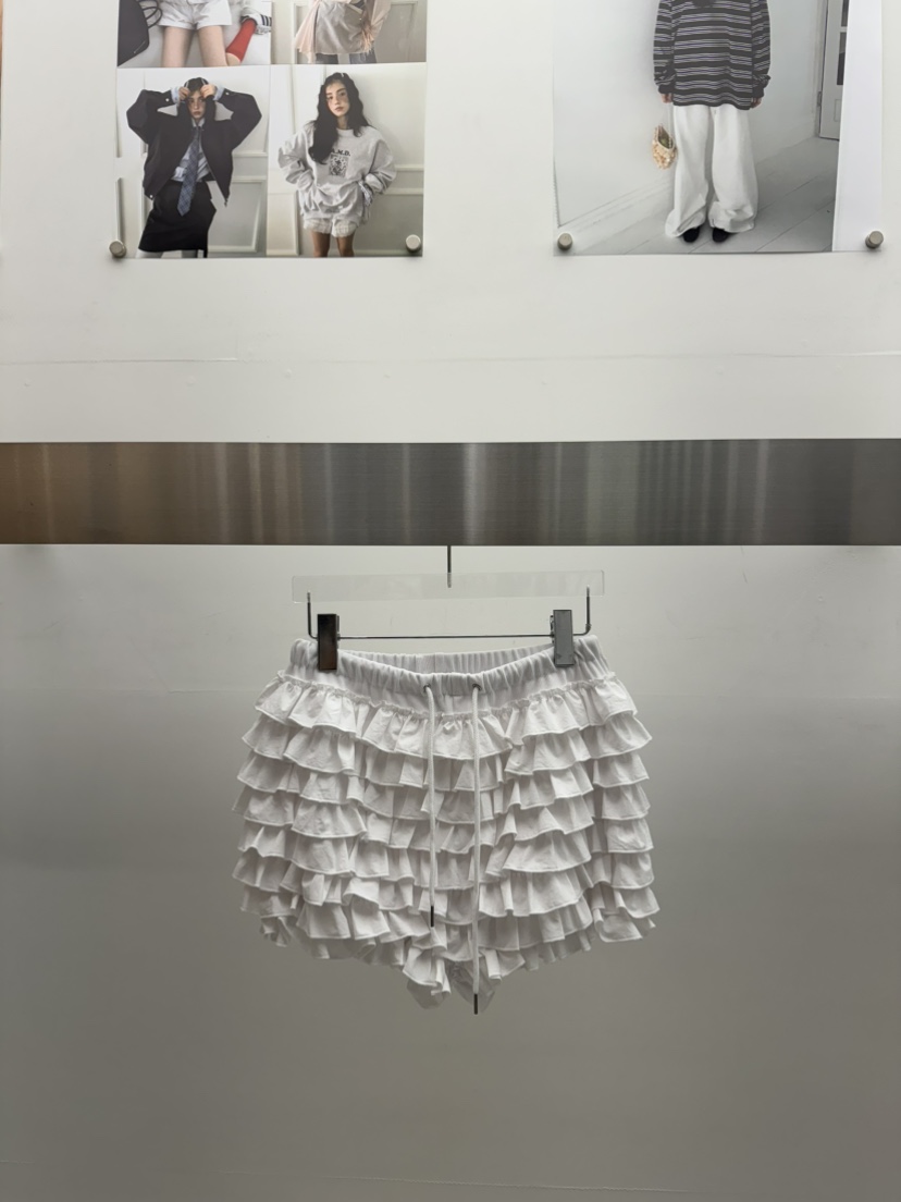 AMOOD東大門代購女裝新款熱賣職業休閑推薦真品時尚人氣短褲AMOOD短褲圖色1