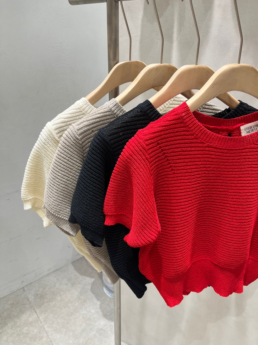 EVERCOMMERCE METICULOUSLY DESIGNED東大門實拍女士新品熱賣針織衫EVERCOMMERCE METICULOUSLY DESIGNED針織衫
