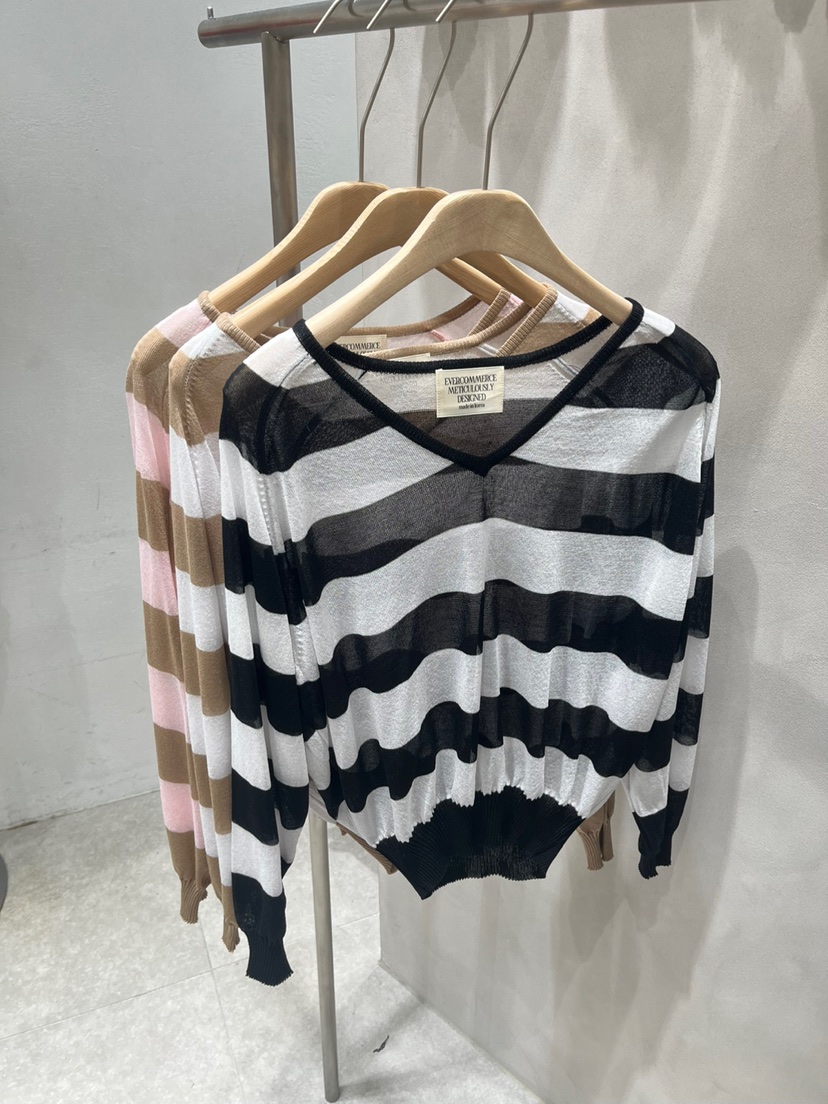EVERCOMMERCE METICULOUSLY DESIGNED直郵韓國代購㊣女裝新品休閑針織衫EVERCOMMERCE METICULOUSLY DESIGNED針織衫