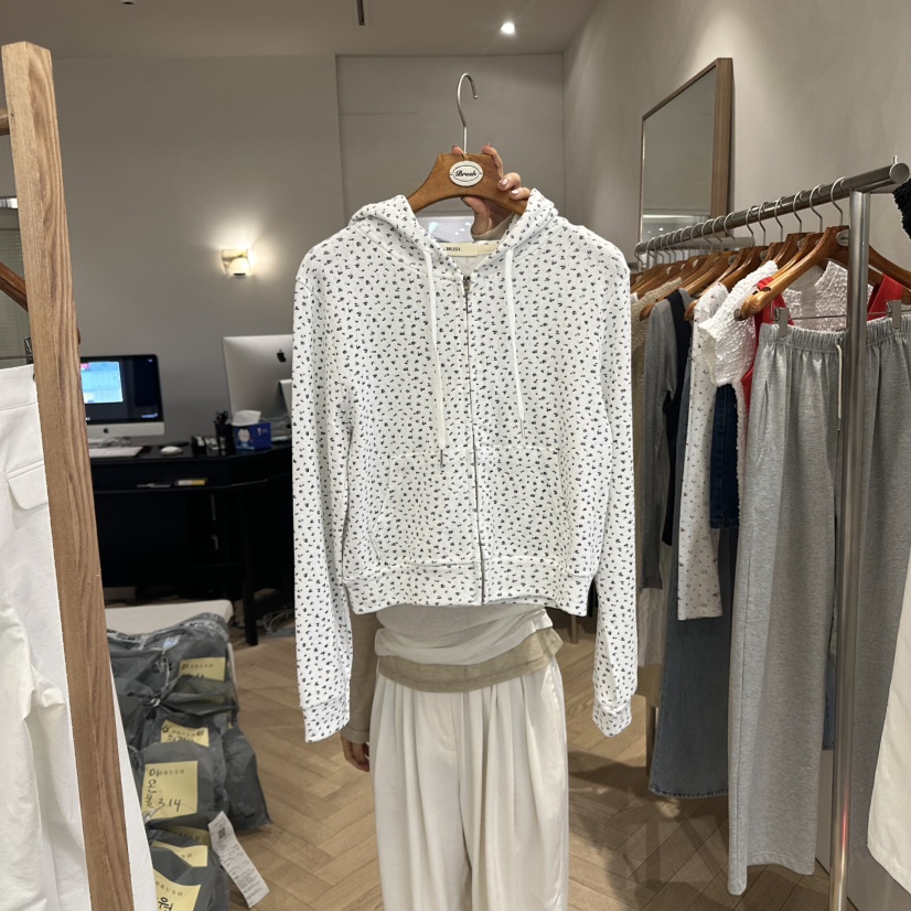 BRUSH-P韓國直郵㊣東大門實拍女裝新品推薦熱賣衛衣拉鏈兜帽BRUSH-P衛衣
