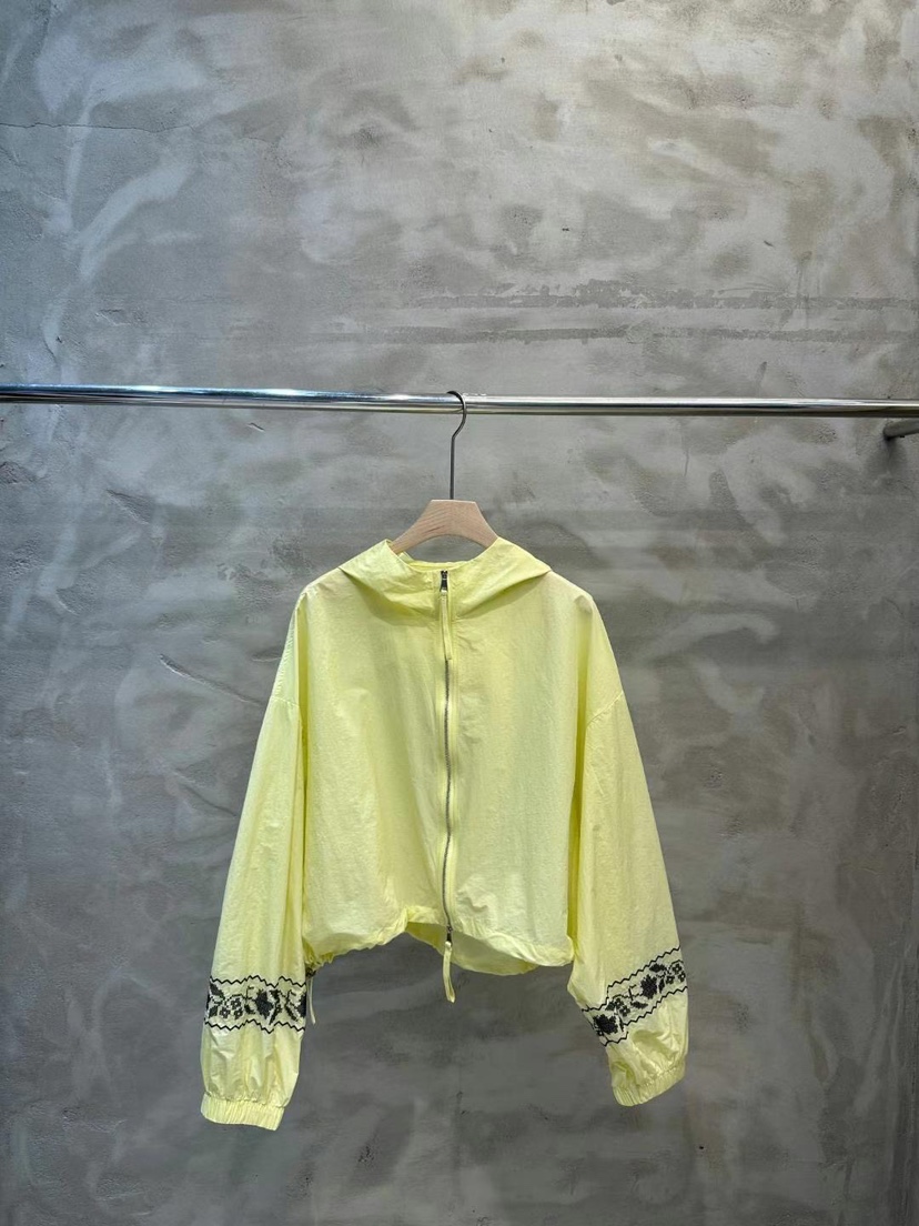 SIMPLE PARK/WMSTORY韓國直郵㊣東大門實拍女裝新款熱賣夾克刺繡連帽SIMPLE PARK/WMSTORY夾克圖色2
