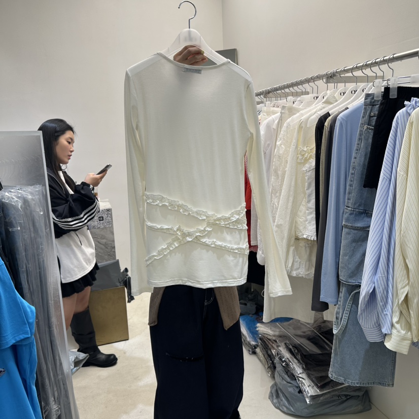 EYEL韓國直郵㊣女裝新品人氣熱賣時尚推薦休閑25春夏長袖T恤天絲EYEL長袖T恤