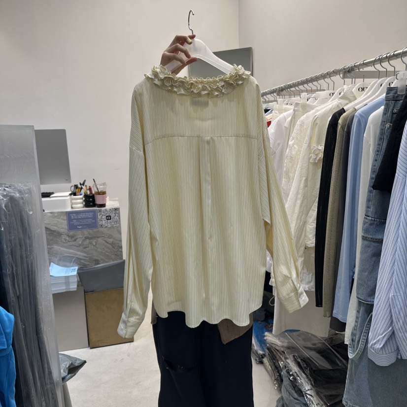 EYEL韓國直郵㊣東大門實拍女裝新品熱賣襯衫蕾絲衫荷葉邊條紋EYEL襯衫/蕾絲衫