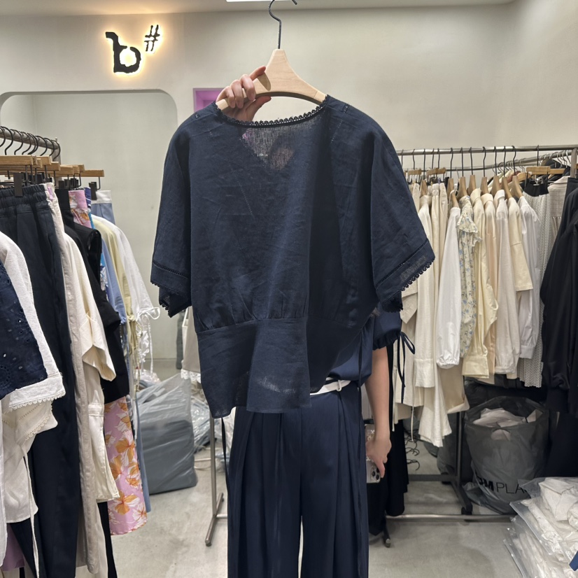 BISHOP韓國直郵㊣女裝新品人氣休閑熱賣時尚推薦襯衫蕾絲衫b#/BISHOP襯衫/蕾絲衫