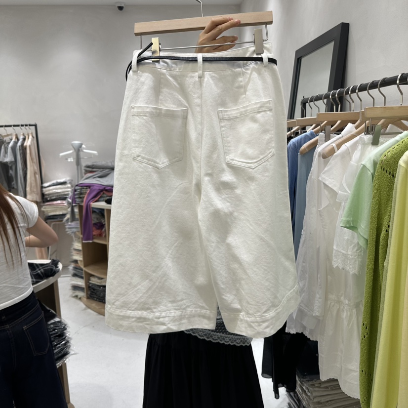 AURA韓國㊣直郵東大門代購女裝新品時尚熱賣25春夏短褲含腰帶Au ra短褲