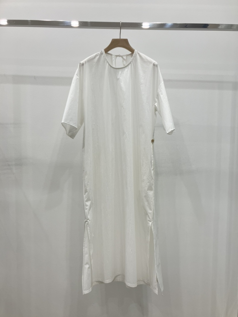 ARVE韓國直郵㊣女裝新品25春夏推薦人氣休閑熱賣時尚連衣裙ARVE連衣裙