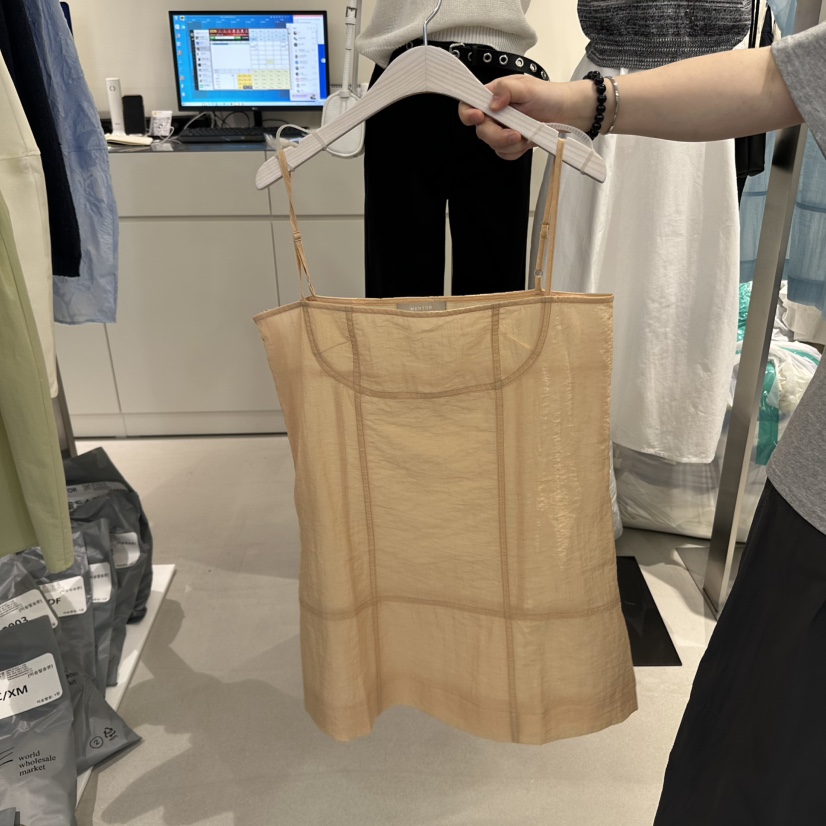 MENTOR韓國㊣直郵東大門代購女裝新品熱賣25春夏時尚吊帶背心MENTOR吊帶/背心圖色2