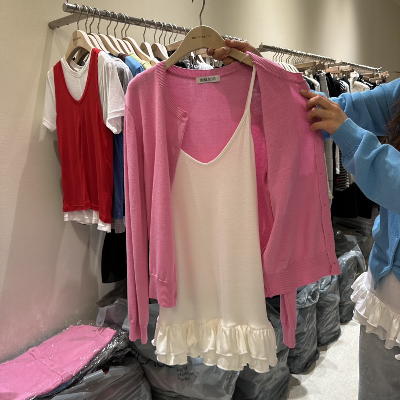 MOREMORE直郵韓國代購㊣女裝新品推薦人氣25春夏熱賣吊帶背心more more吊帶/背心圖色2