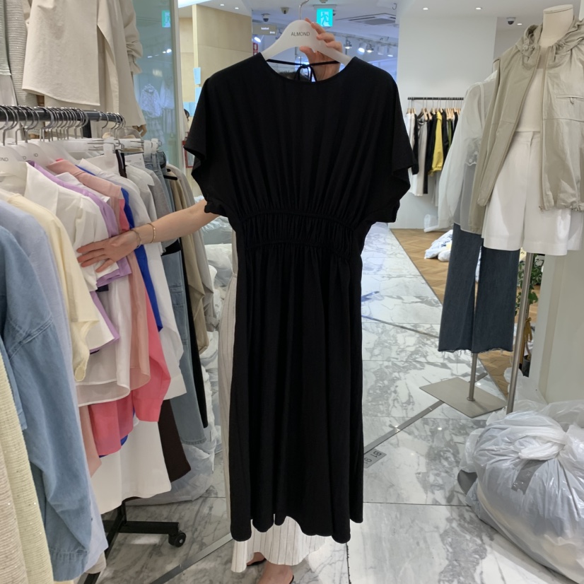 ALMOND韓國直郵㊣女裝新款休閑熱賣人氣25春夏推薦時尚連衣裙ALMOND連衣裙圖色2