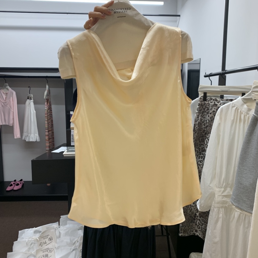 UNANSWERED-MYSTERY韓國㊣直郵東大門代購女裝新款熱賣吊帶背心緞面UNANSWERED/MYSTERY吊帶/背心圖色2