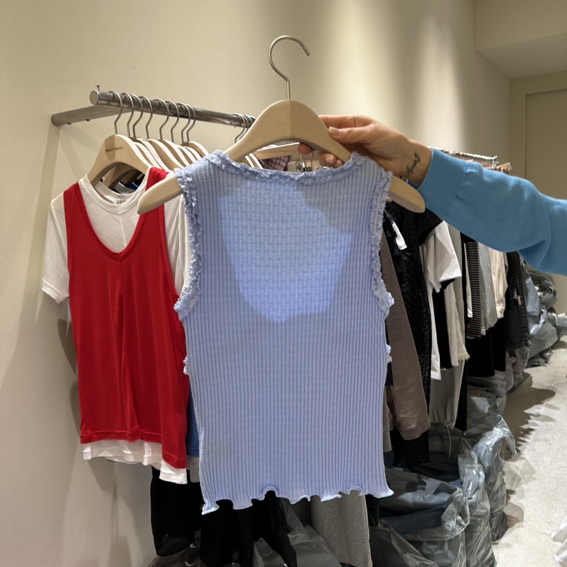 MOREMORE直郵韓國代購㊣女裝新品推薦休閑25春夏熱賣吊帶背心more more吊帶/背心