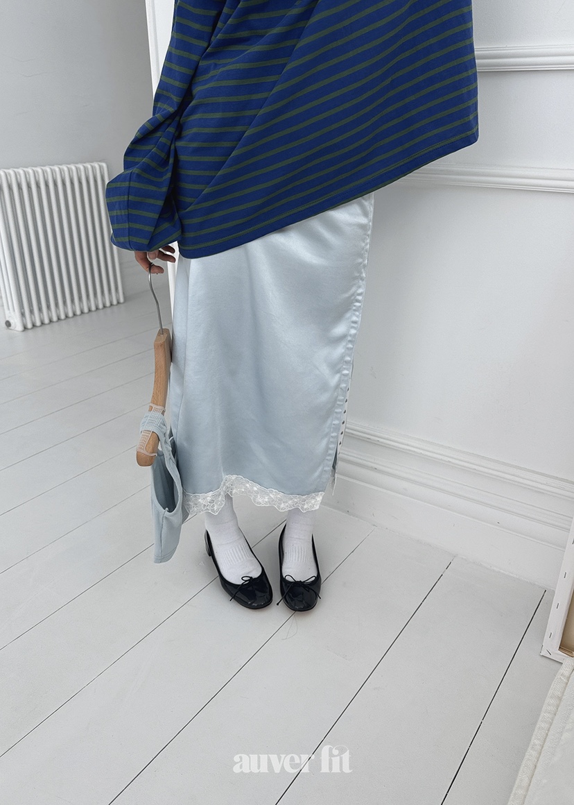 AUVERFIT韓國直郵㊣東大門實拍女裝新品推薦人氣長裙蕾絲緞面AUVERFIT長裙