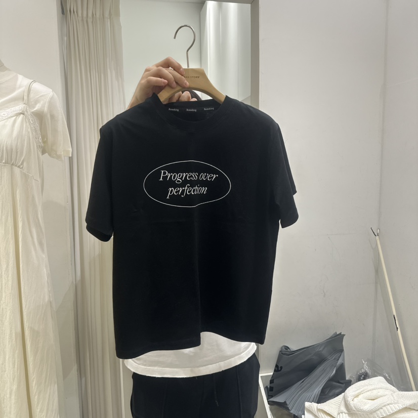 URBANSTORY/REMAKING韓國直郵㊣女裝新款推薦人氣時尚25春夏T恤Remaking/URBANSTORYT恤圖色4