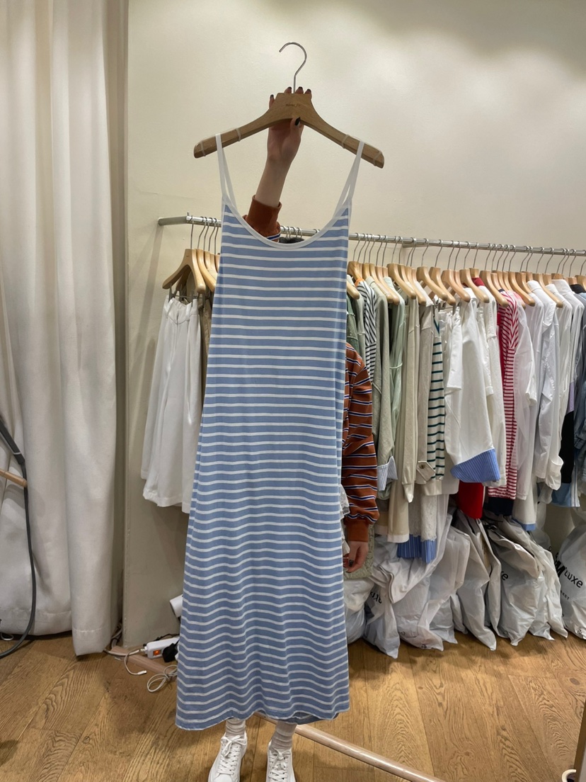 AUVERFIT韓國㊣直郵東大門代購女裝新品25春夏時尚推薦連衣裙AUVERFIT連衣裙圖色2